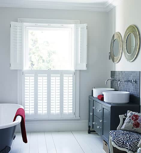 Bathroom Tier-on-tier shutters