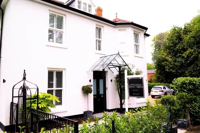 Shutters for sash windows